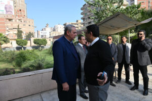 محافظ الغربية يعلن السيطرة على حريق مسرح مدرسة طنطا الزراعية دون إصابات