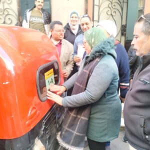 استجابة واسعة من مالكي التوك توك لإجراءات التنظيم بمدينة السنطة