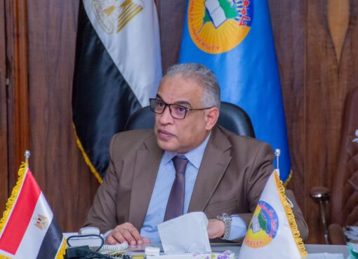 الدكتور محمد حسين يشدد على تطبيق آليات الحوكمة المؤسسية لتعزيز الشفافية وزيادة الموارد الذاتية