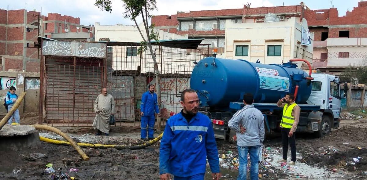 تحرك عاجل لاحتواء أزمة الصرف الصحي بقرية ميت غزال بالغربية